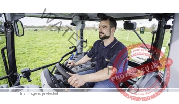 New Holland T5. 75. Serie T5 Utility lleno