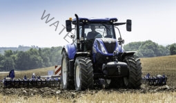 New Holland T7.260. Serie T7 LWB lleno
